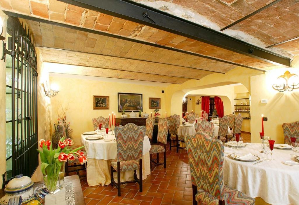 Castel Rocchero La Maraglianaアパートホテル エクステリア 写真